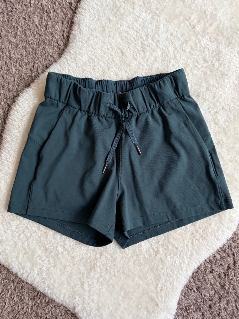 Lululemon On the Fly Shorts, 3" Dark Forest, Size 2